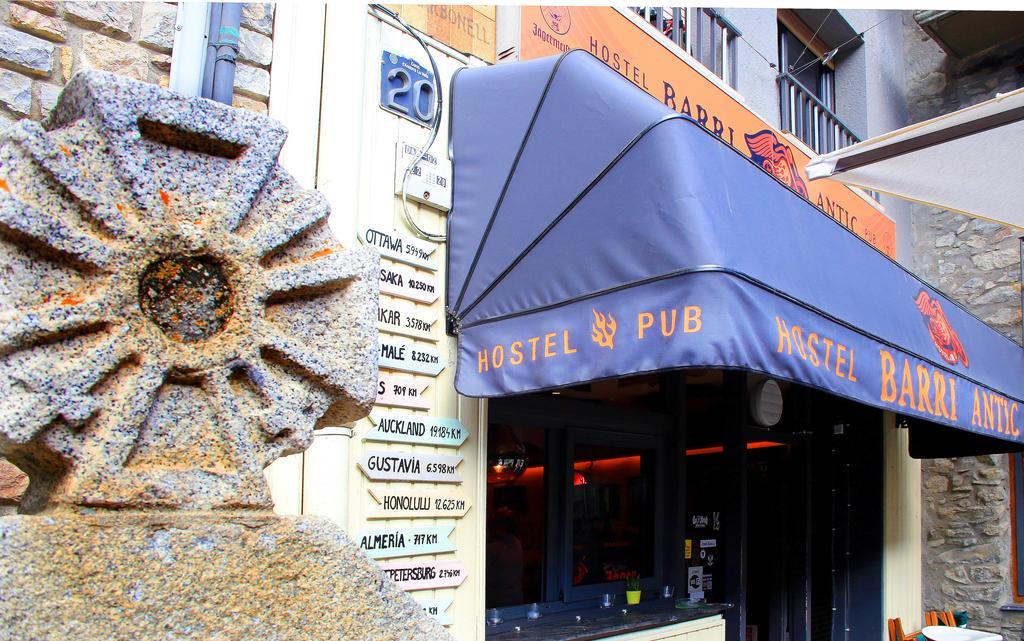 Barri Antic & Pub 2*